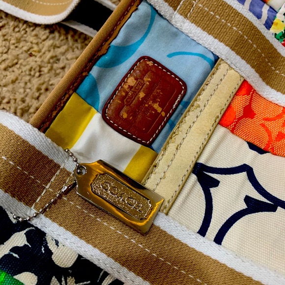 Coach collector purse - Picture 3 of 3